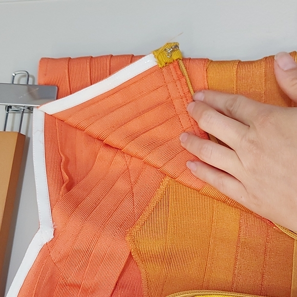 Stunning JLUXLABEL Body Contour Dress - Picture 4 of 8